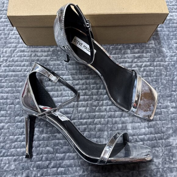 Steve Madden Shoes - Steve madden silver Stiletos